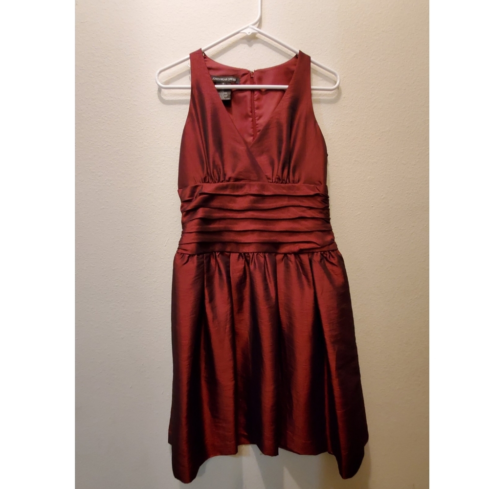 Burgundy Formal V-neck Dress